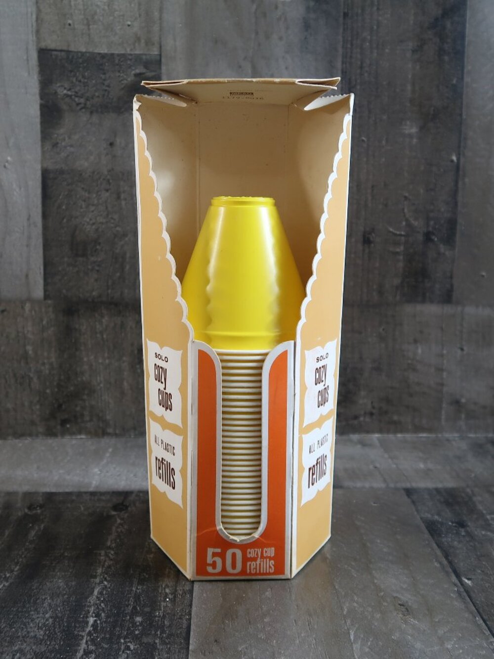 Vintage 1970s Solo Cozy Cups Refill 37 Cups Yellow Opened Box Retro